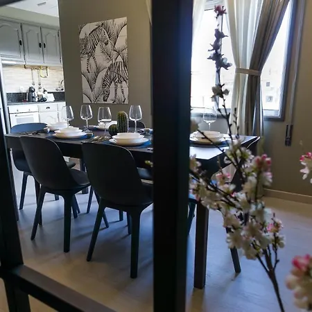 The House Apartment